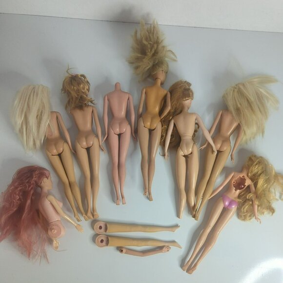 Assorted Barbie Dolls For Fodder Parts Repairs Nude Various Conditions Lot of 8 - Picture 2 of 7